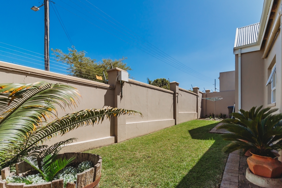 3 Bedroom Property for Sale in Kerriwood Hill Western Cape